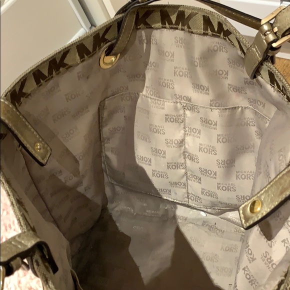 Michael Kors bag - Picture 3 of 4